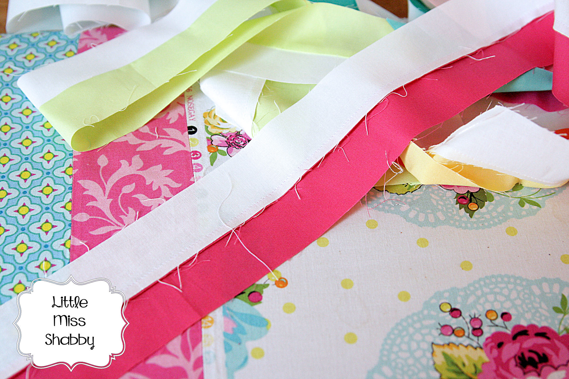 Scrappy Faux Piped Binding Tutorial Coriander Quilts